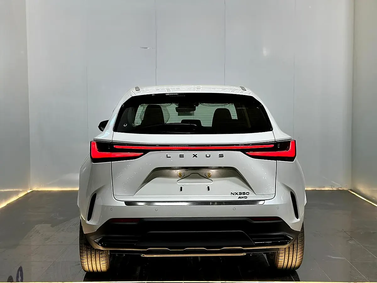 لكزس NX 350 AA موديل 2026 - صورة 5